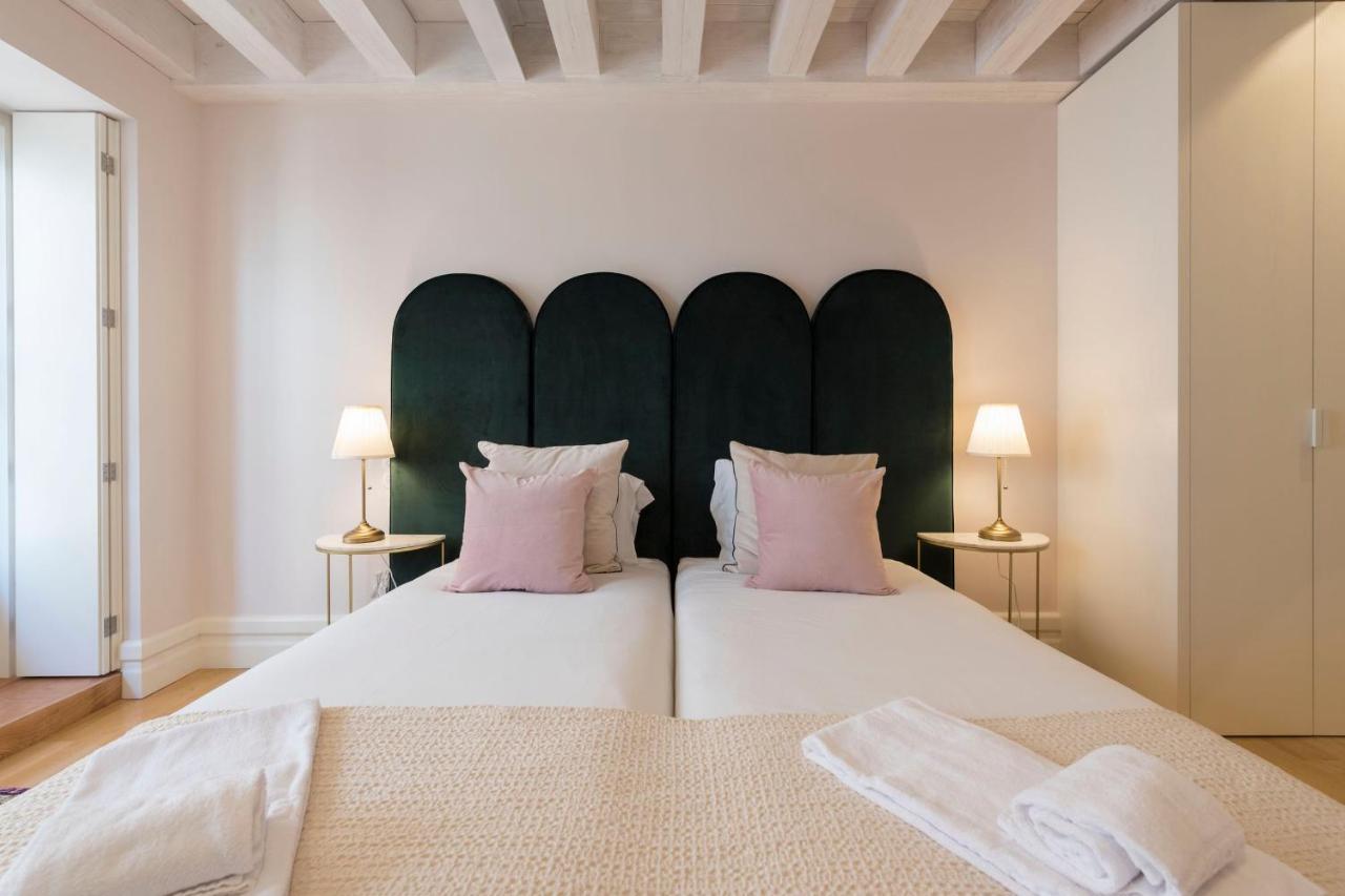 Mouzinho Luxury 3Br Flat L 5 Min Walk To Ribeira By Lovelystay OOporto Exterior foto